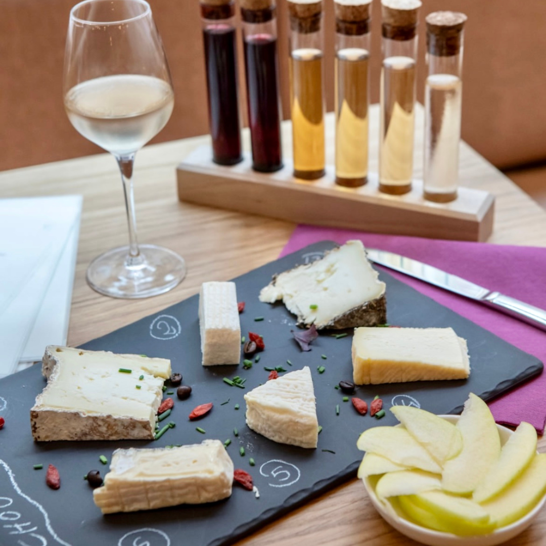 LES PETITS CRUS Le kasmir, un buffet à volonté indien à Lyon